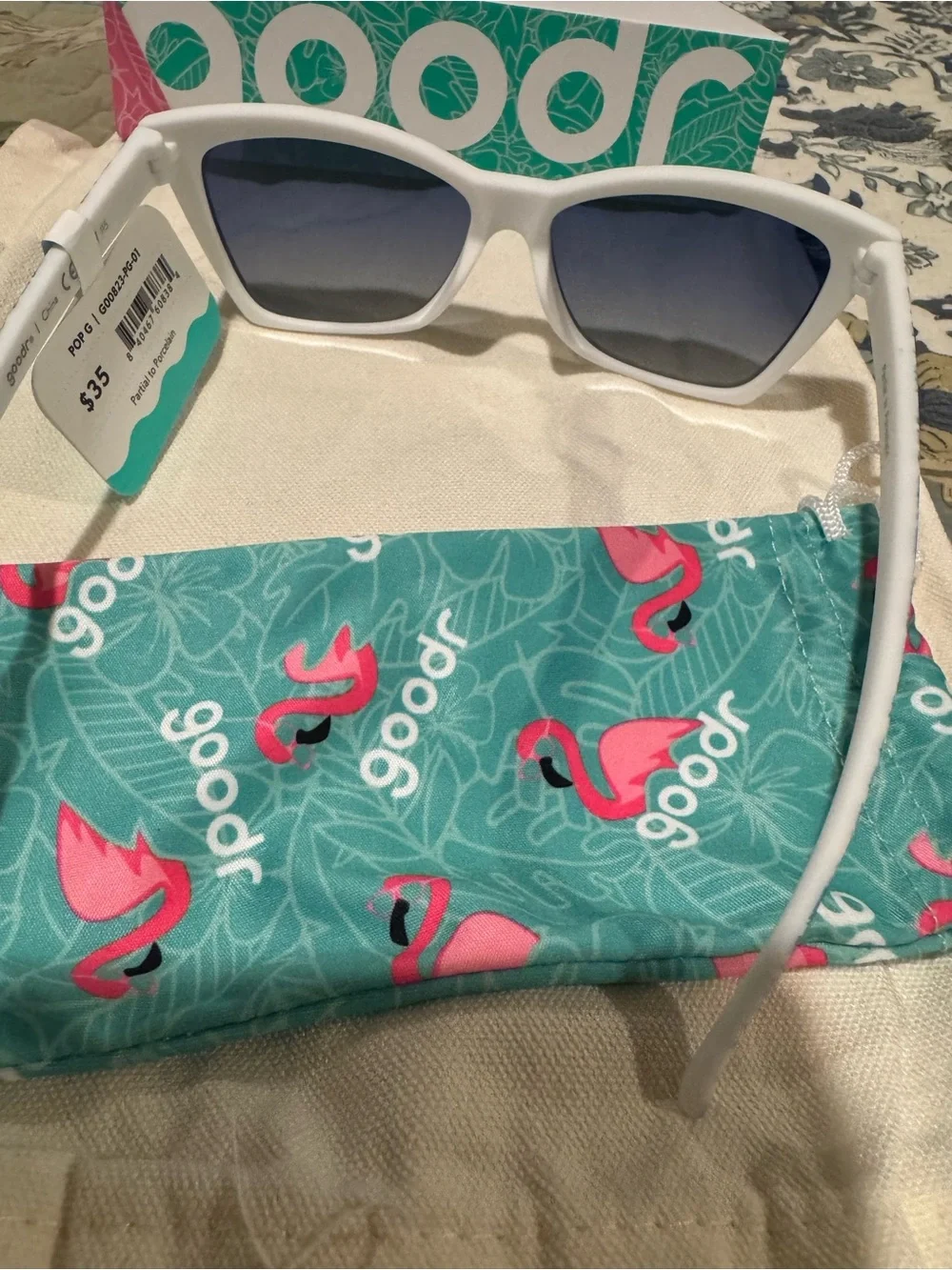 Goodr Partial to Porcelain Glasses Color blue/white